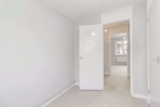 6 Marshalls Way, Farcet, Peterborough, PE7 3BT 7