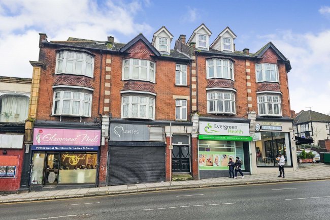 7E High Street, Barnet, London, EN5 5UE 6