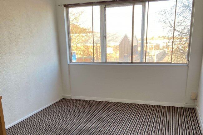 503 Dallow Road, Luton, Bedfordshire, LU1 1UN 9