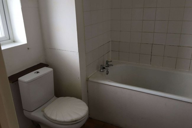 503 Dallow Road, Luton, Bedfordshire, LU1 1UN 9