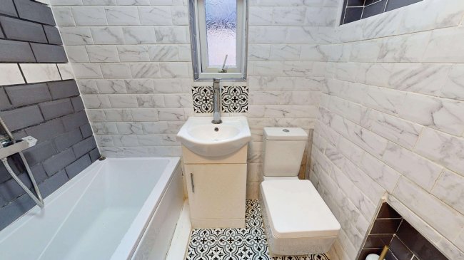 66a Queens Road, Slough, Berkshire, SL1 3QP 4