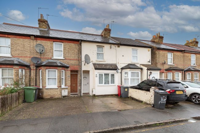 66a Queens Road, Slough, Berkshire, SL1 3QP 4