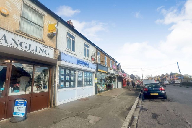 13 &13A Feltham Road, Ashford, TW15 1DQ 6