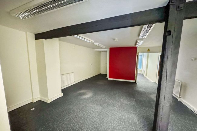 312A & Office, St Margarets Banks, High Street, Rochester, Kent, ME1 1HS 5