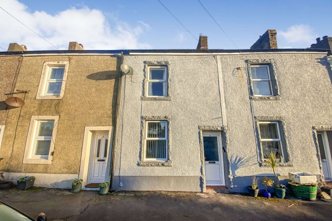 7 Pica Cottages, Pica, Workington, Cumbria, CA14 4QA 8