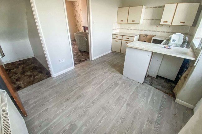 7 Pica Cottages, Pica, Workington, Cumbria, CA14 4QA 8