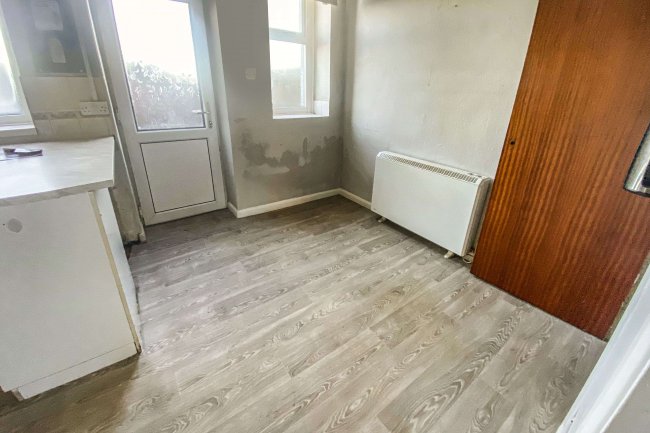 7 Pica Cottages, Pica, Workington, Cumbria, CA14 4QA 8