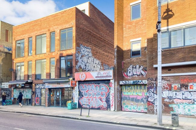 221 Rye Lane, Peckham, London SE15 4TP 1