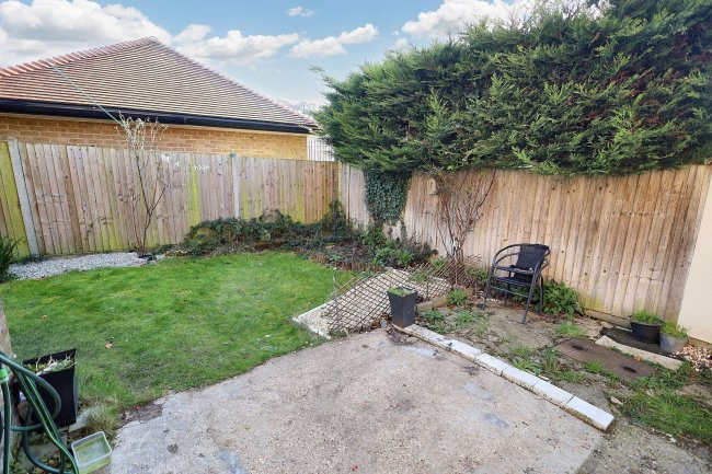 Ivy House, 2 Wharf Lane, Bourne End, Buckinghamshire, SL8 5RU 6