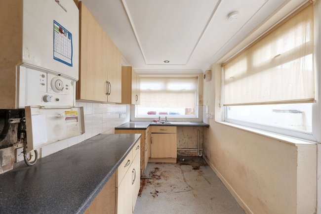 20 Perry Street, Darwen, Lancashire, BB3 3DG 4