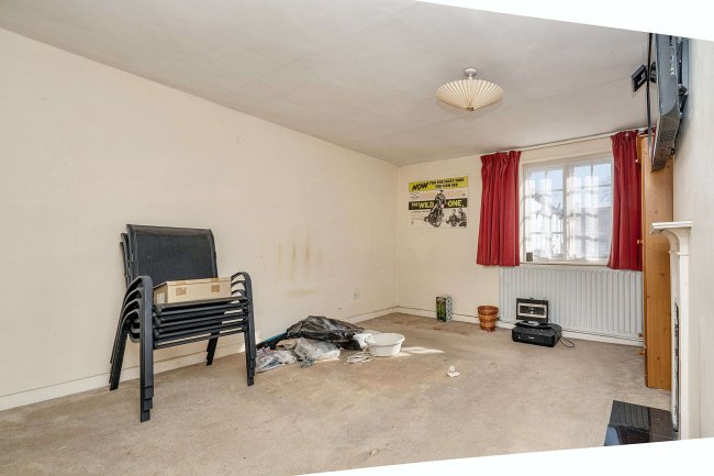 40 High Street, Wargrave, Reading RG10 8BY 4