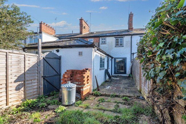 40 High Street, Wargrave, Reading RG10 8BY 4