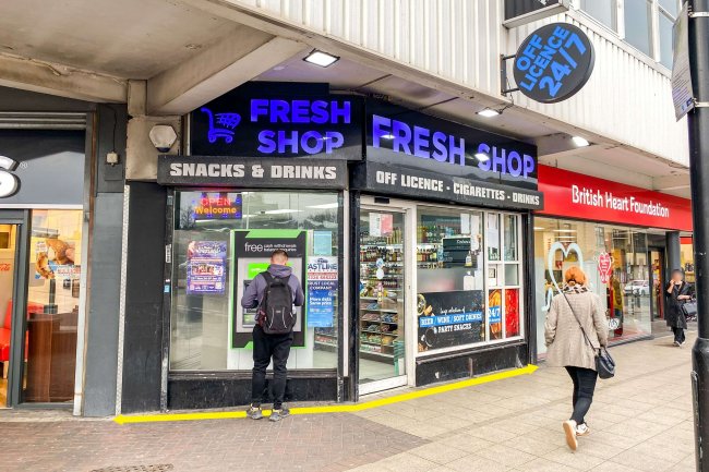 55 Peel Street, Barnsley S70 2RL 1