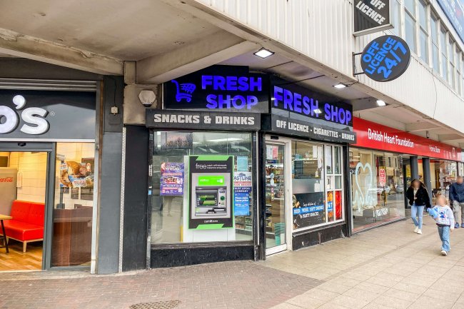 55 Peel Street, Barnsley S70 2RL 1