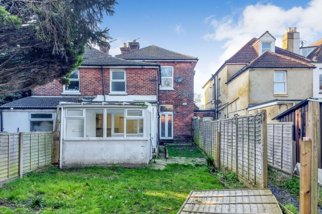 6a Radnor Park Road, Folkstone, Kent, CT19 5AU 2