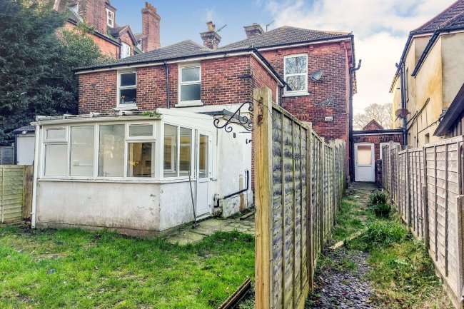 6b Radnor Park Road, Folkstone, Kent, CT19 5AU 3