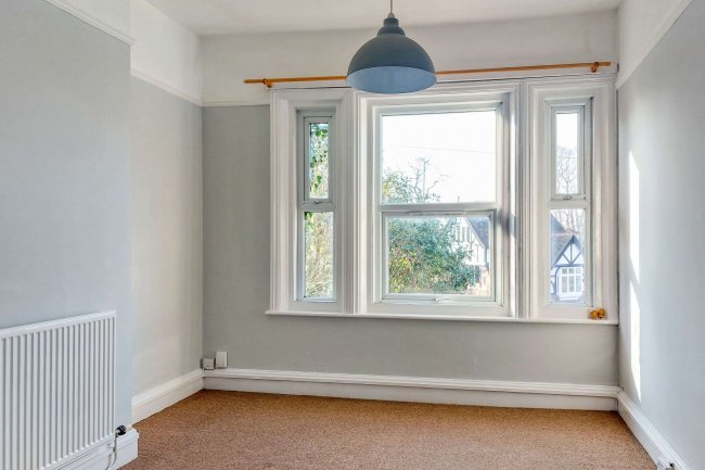 6b Radnor Park Road, Folkstone, Kent, CT19 5AU 3