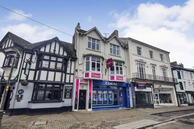 42 Boutport Street, Barnstaple, Devon, EX31 1SE 8