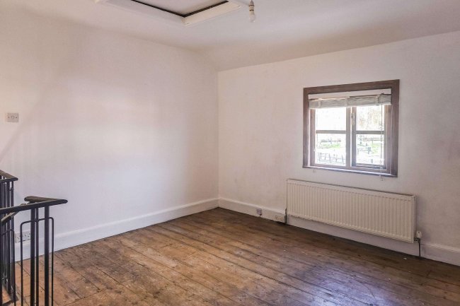 1 Top Locks, Wheat Lane, Lathom, Lancashire L40 4BF 4