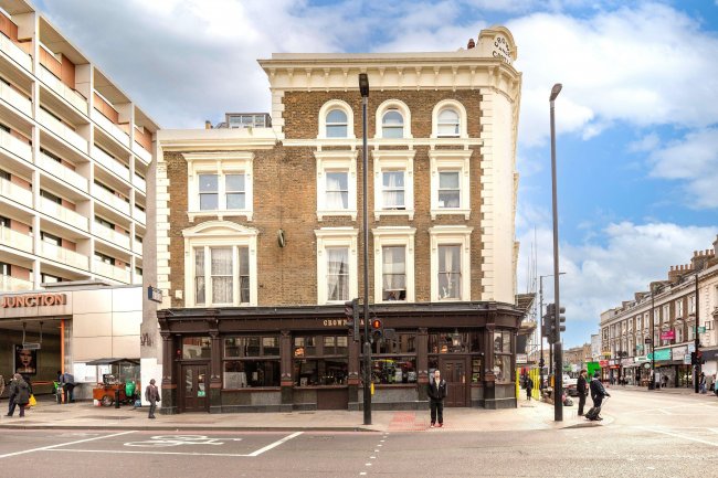 600 Kingsland Road, Dalston, London E8 4AH 8