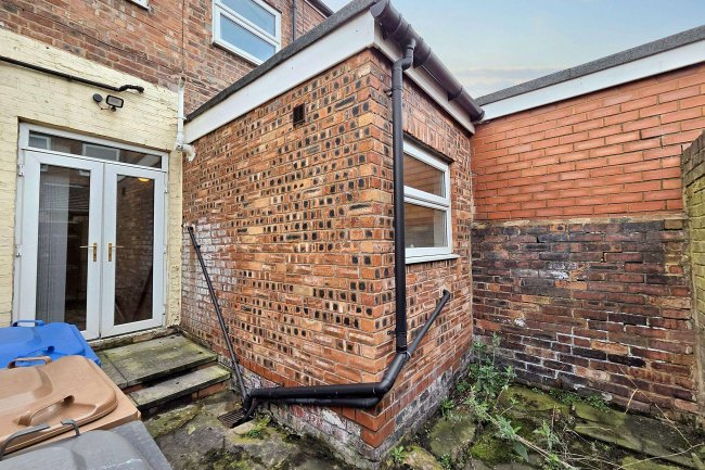 61 Duchy Street, Salford, Greater Manchester, M6 5LS 7