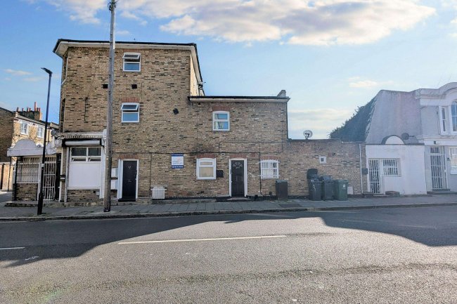 48 Dalyell Road, Brixton, London SW9 9UP 9