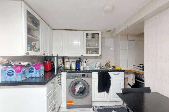 48 Dalyell Road, Brixton, London SW9 9UP 9