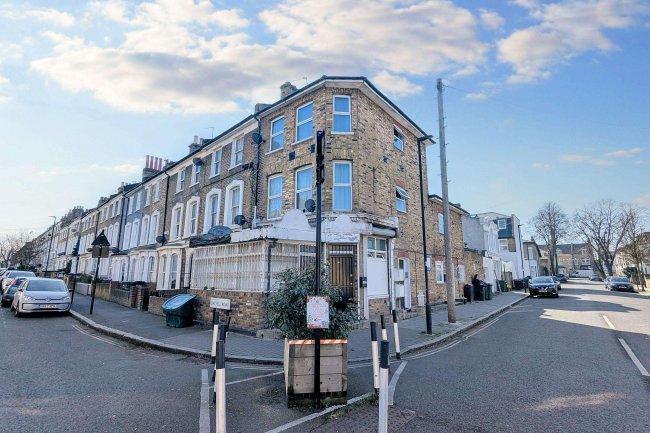 48 Dalyell Road, Brixton, London SW9 9UP 9