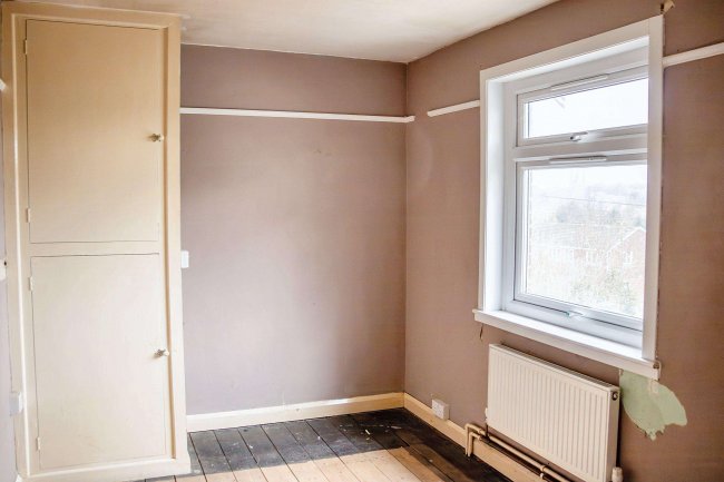 29 Isbury Road, Marlborough, Wiltshire, SN8 4AJ 4