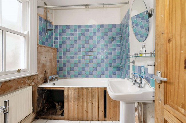 Flat 1, 7 Mercers Road, Holloway London, N19 4PH 6