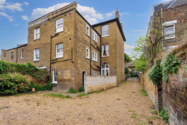 Flat 1, 7 Mercers Road, Holloway London, N19 4PH 6