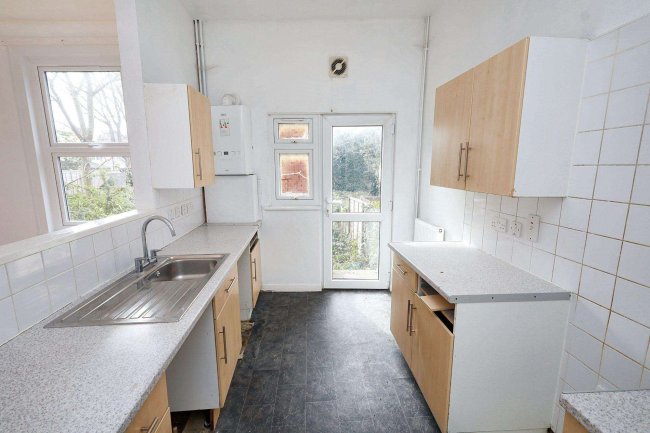 6A and 6B Crescent Road, Plaistow, London E13 0LT 8