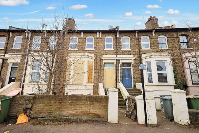 6A and 6B Crescent Road, Plaistow, London E13 0LT 8