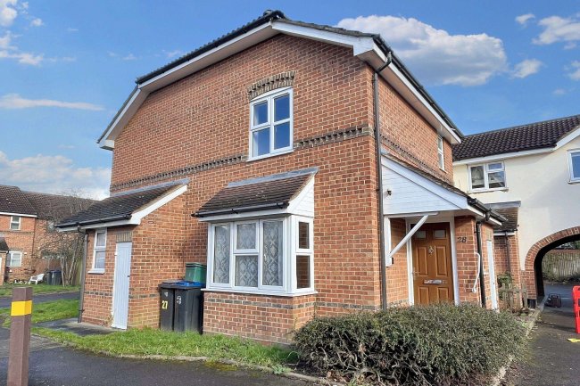 28 Springfield Place, New Malden KT3 3LJ 6