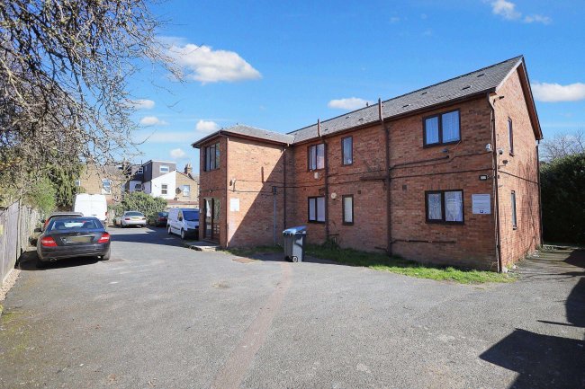 5 Lockhart Close, Ponders End, Enfield EN3 4HH 10