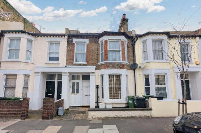 5 Furness Road, Fulham, London, SW6 2LQ 3
