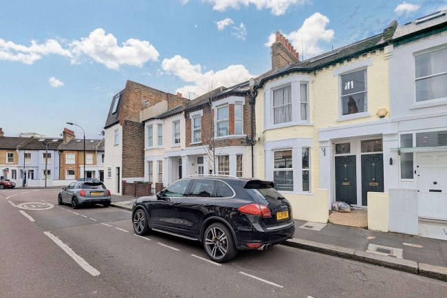 5 Furness Road, Fulham, London, SW6 2LQ 3