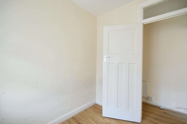 68 Empire Court North End Road Wembley, London, HA9 0AQ 2