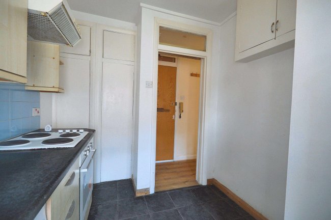 68 Empire Court North End Road Wembley, London, HA9 0AQ 2