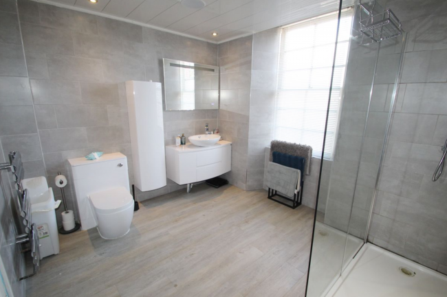 Queensberry Arms Hotel, 71-72 Main Street , Kirkconnel, DG4 6NB 3