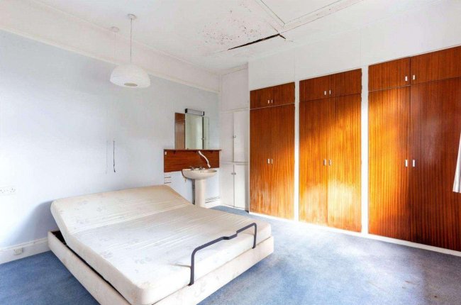 Muskegon, Lime Grove Avenue, Chilwell, Nottingham, NG9 4AR 5