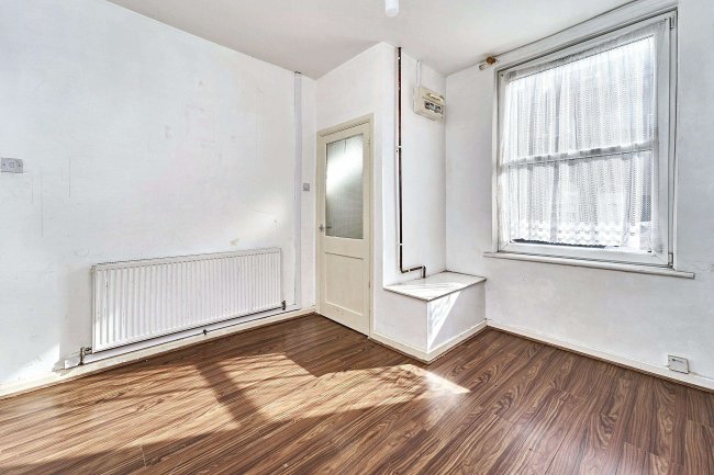 20 Grange Road, Birmingham, West Midlands B10 9QF 5