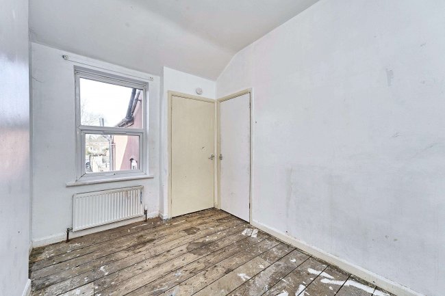 20 Grange Road, Birmingham, West Midlands B10 9QF 5