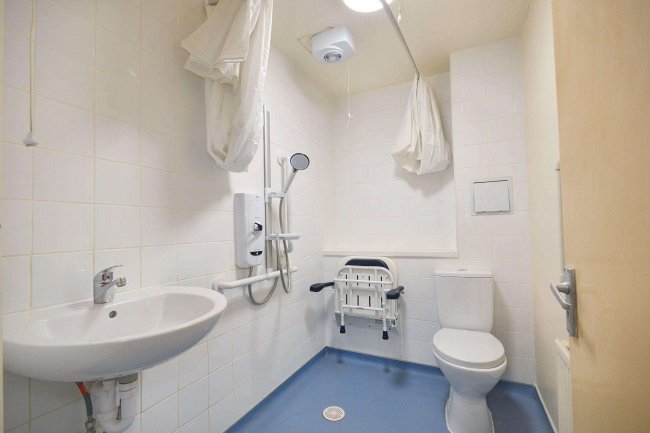 11b Chesterton Road, London W10 5LY 2