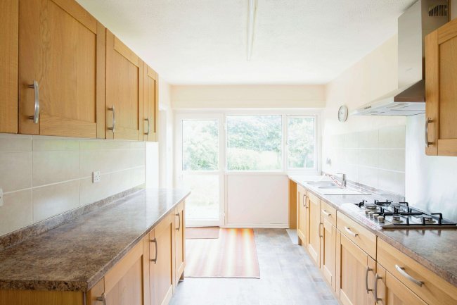 Ferrers, Church Street, Hampstead Norreys, Thatcham, RG18 0TD 8