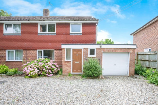 Ferrers, Church Street, Hampstead Norreys, Thatcham, RG18 0TD 8