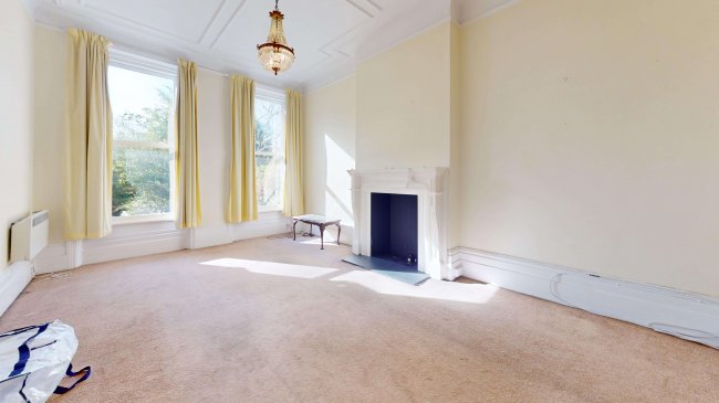 5 Coolhurst Road, Crouch End, London, N8 8EP 3