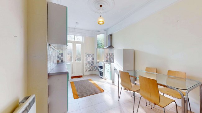 5 Coolhurst Road, Crouch End, London, N8 8EP 3