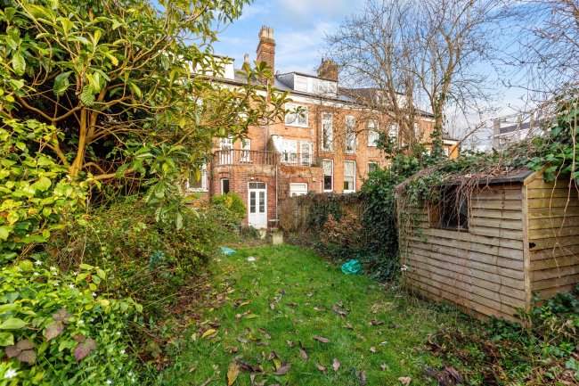 5 Coolhurst Road, Crouch End, London, N8 8EP 3