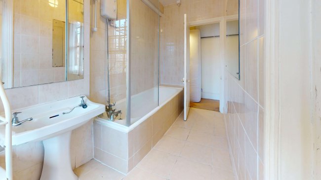 5 Coolhurst Road, Crouch End, London, N8 8EP 3